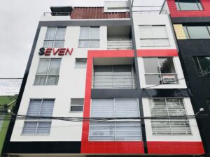 SEVEN - Fachada